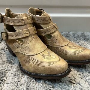 Roper Gold Ankle Booties